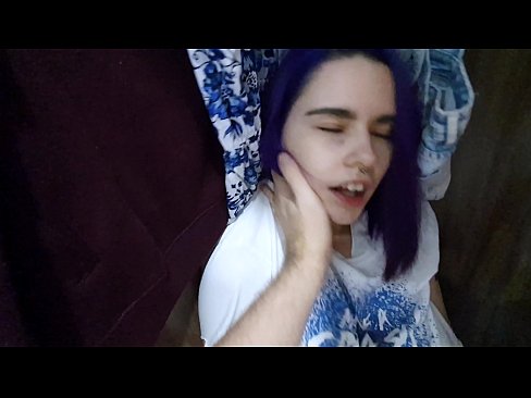 ❤️ Atopo a miña irmá no armario e axudouna a correrse ❤❌ Vídeo de sexo en % gl.hentai-for.ru % ❌