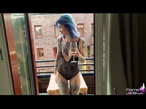 ❤️ Tremenda nena chupando dun trago e fodendo apaixonadamente baixo o ceo aberto ❤❌ Vídeo de sexo en % gl.hentai-for.ru % ❌